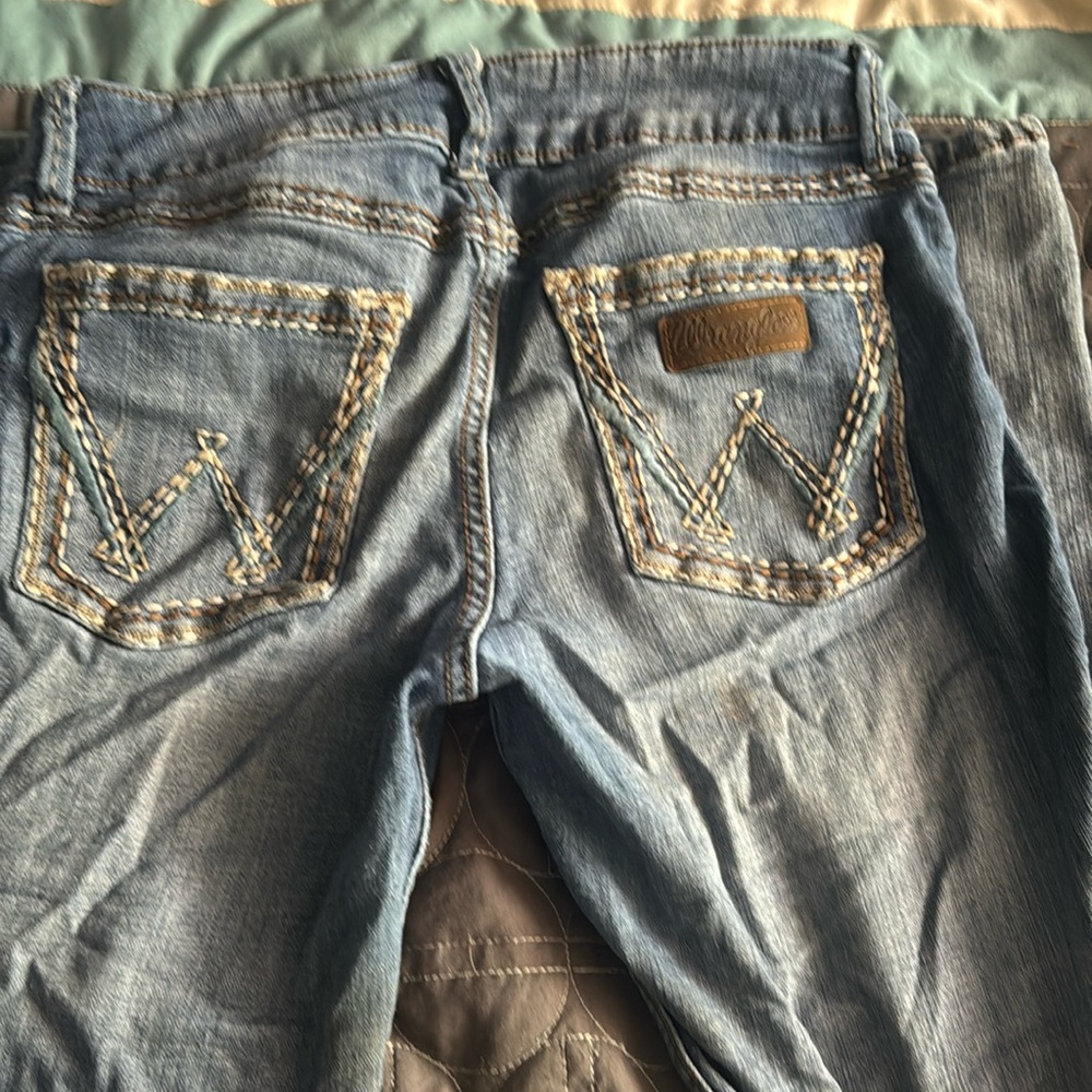Size 28 wranglers